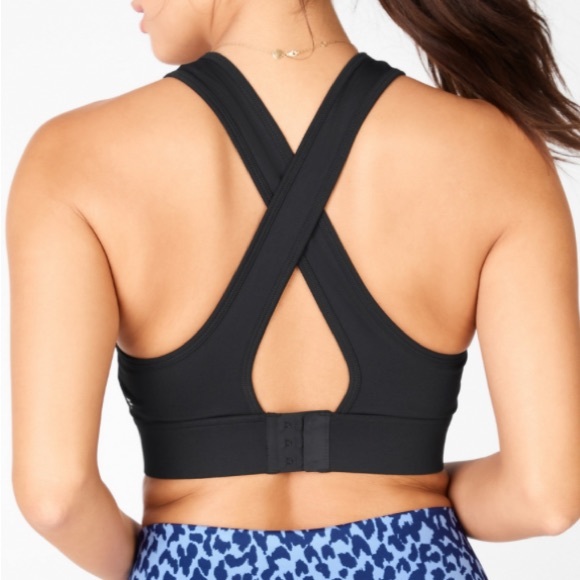 Fabletics Black Blare Cross Back Medium Impact Sports Bra - Picture 2 of 8